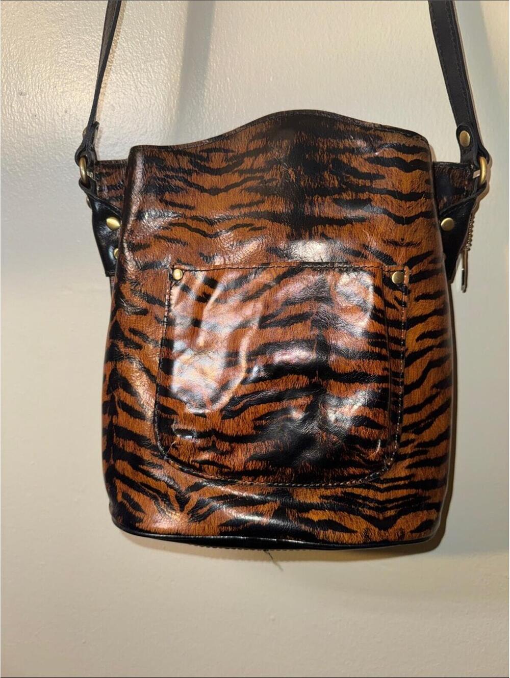 Patricia Nash Tiger Print Leather Bucket Crossbody - Picture 5 of 12